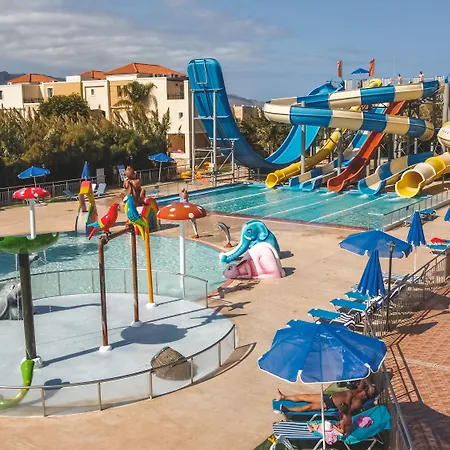 Chrispy Waterpark Kolimvárion