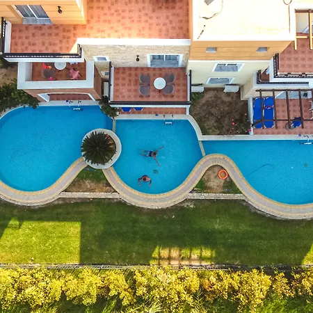 Chrispy Waterpark Resort Kolymbari