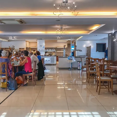 Chrispy Waterpark Resort Kolymbari
